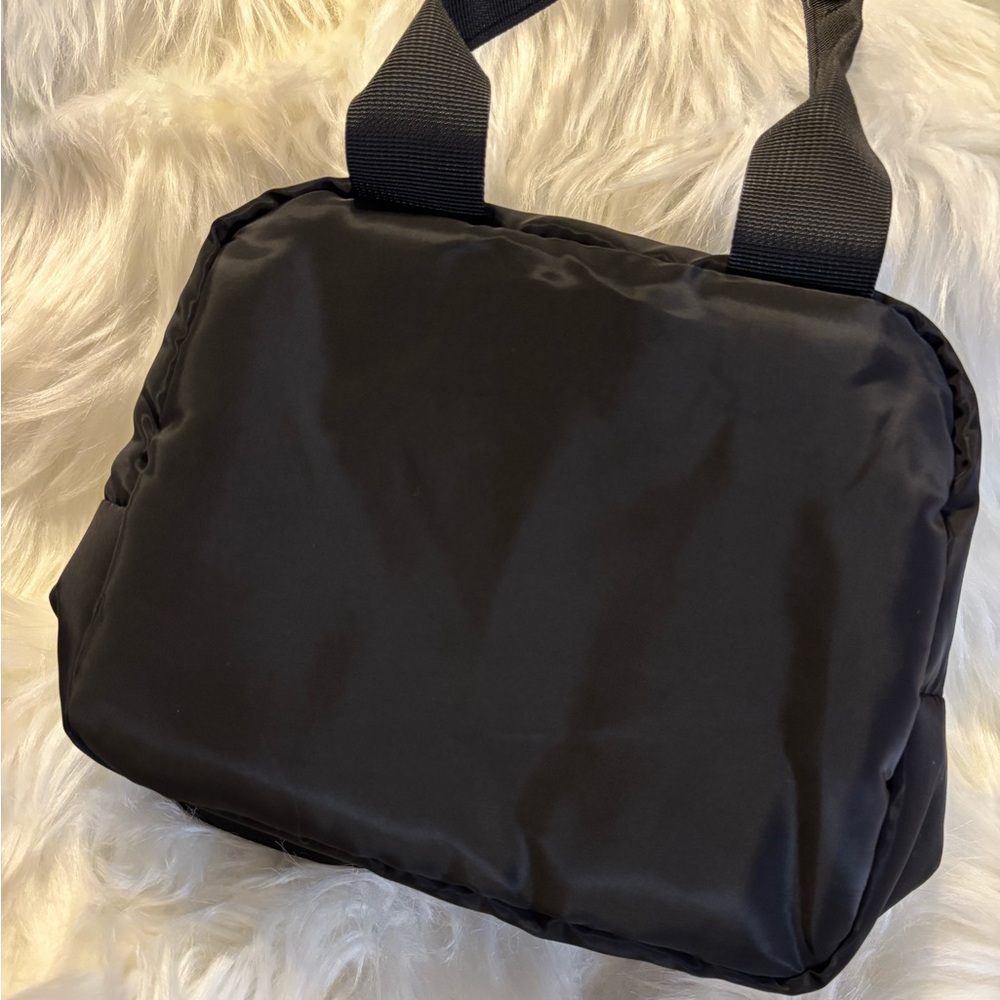 CHANEL Black Parfums Cosmetic Bag with Handles - Picture 4 of 6